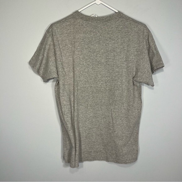 New York Yankees Shirt Mens Medium Gray Derek Jeter Captain #2 Baseball MLB - Picture 2 of 7